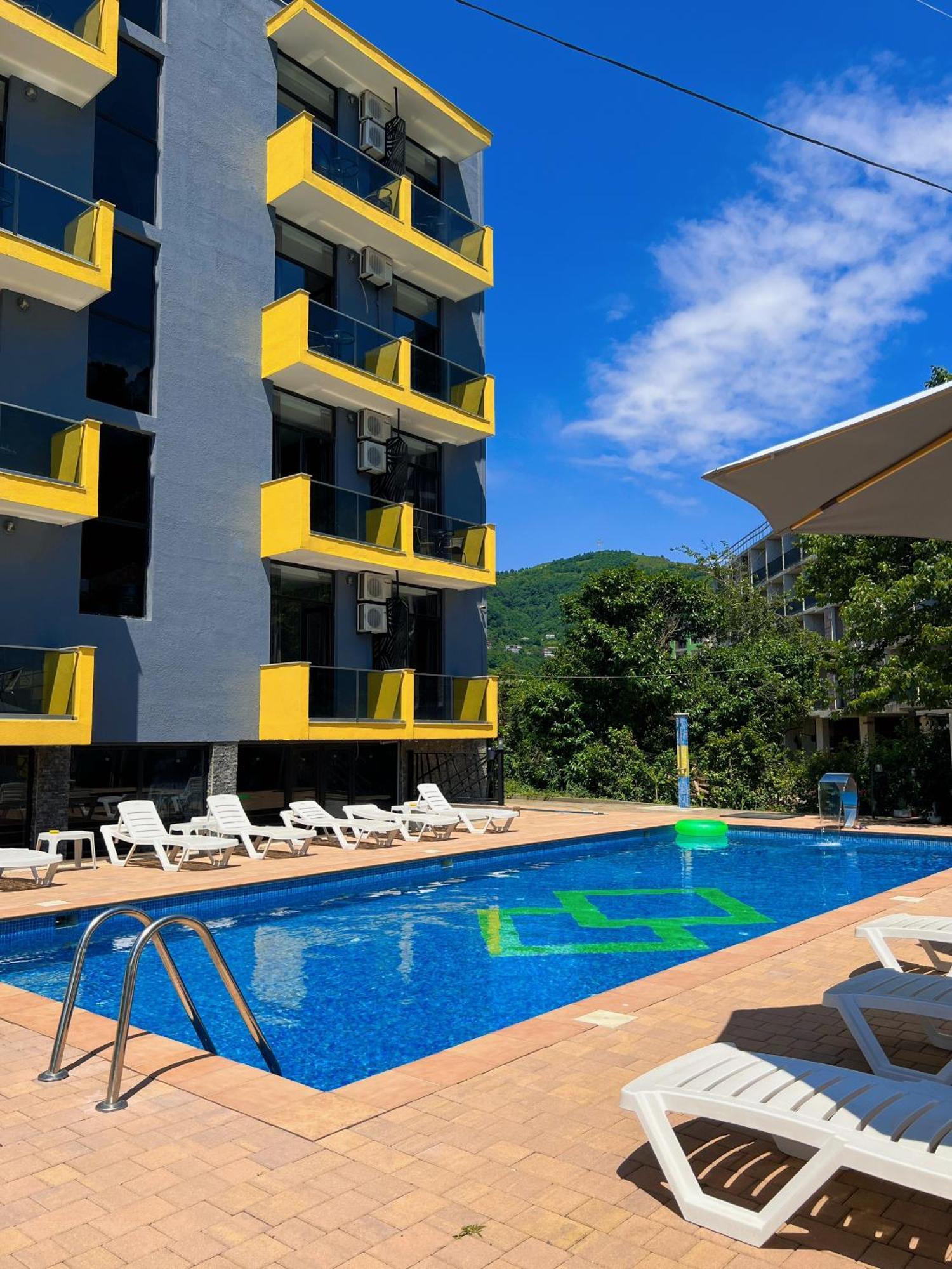 Hotel Casa Del Mar Kvariati Esterno foto