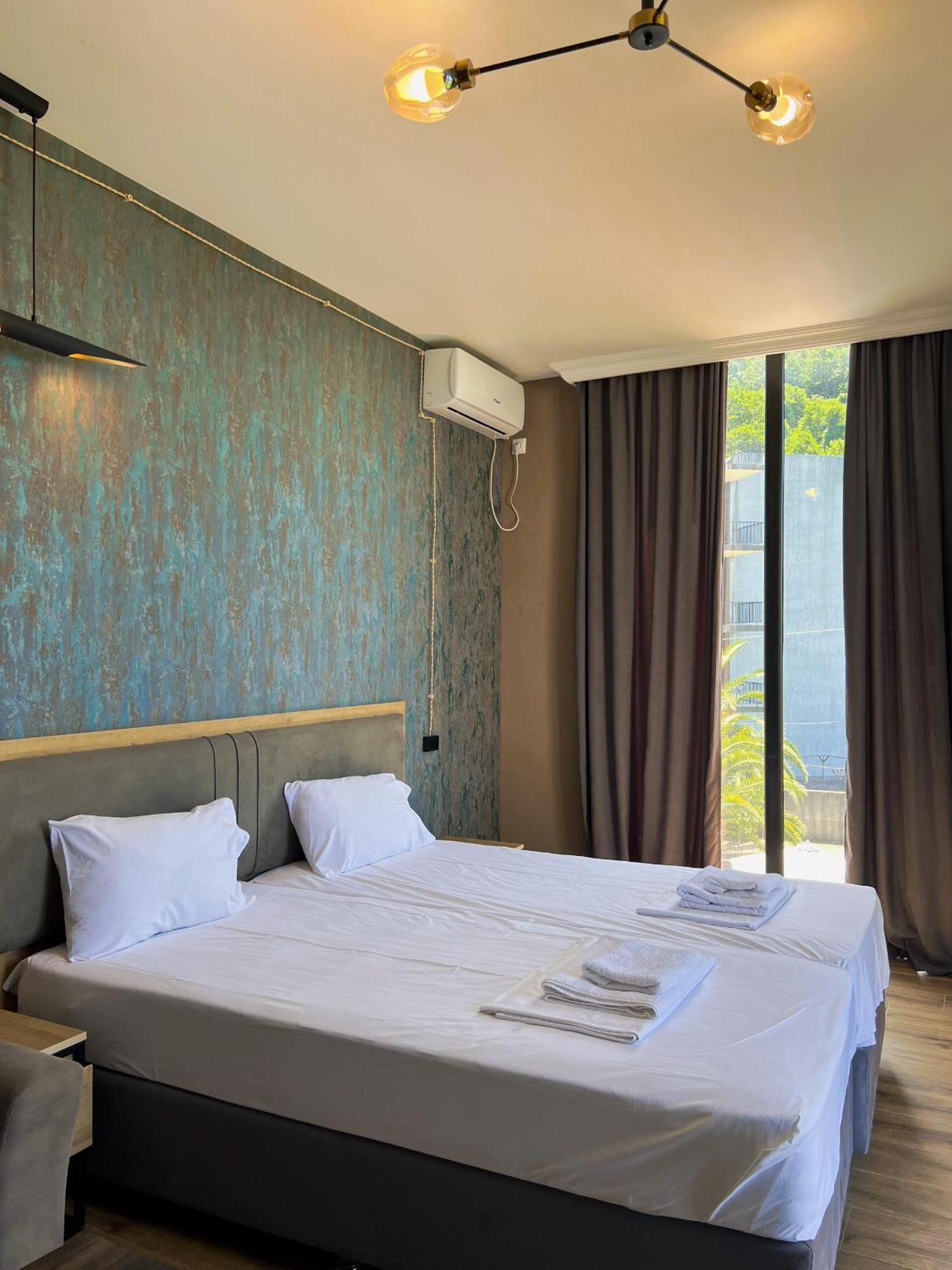 Hotel Casa Del Mar Kvariati Esterno foto