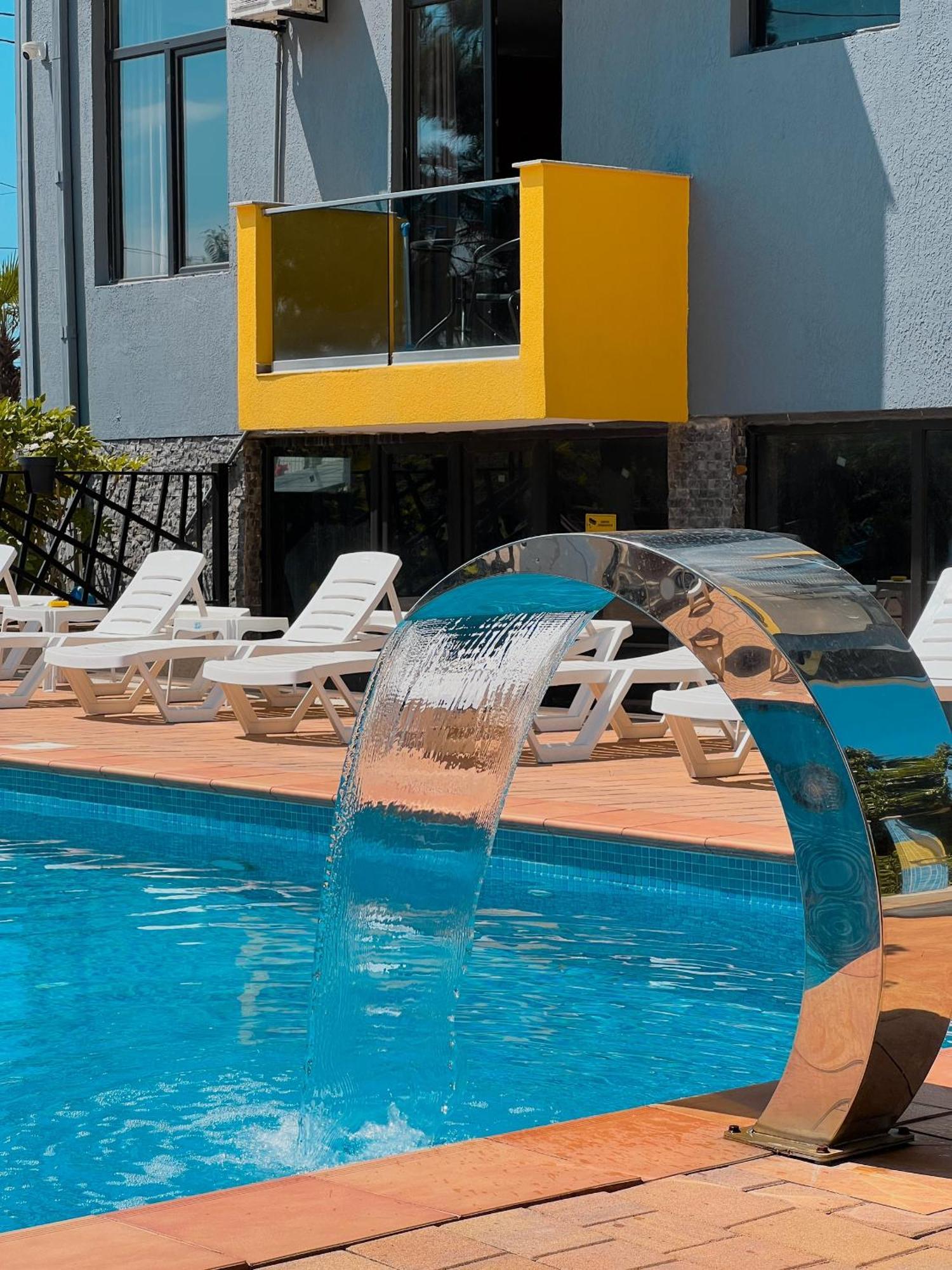 Hotel Casa Del Mar Kvariati Esterno foto