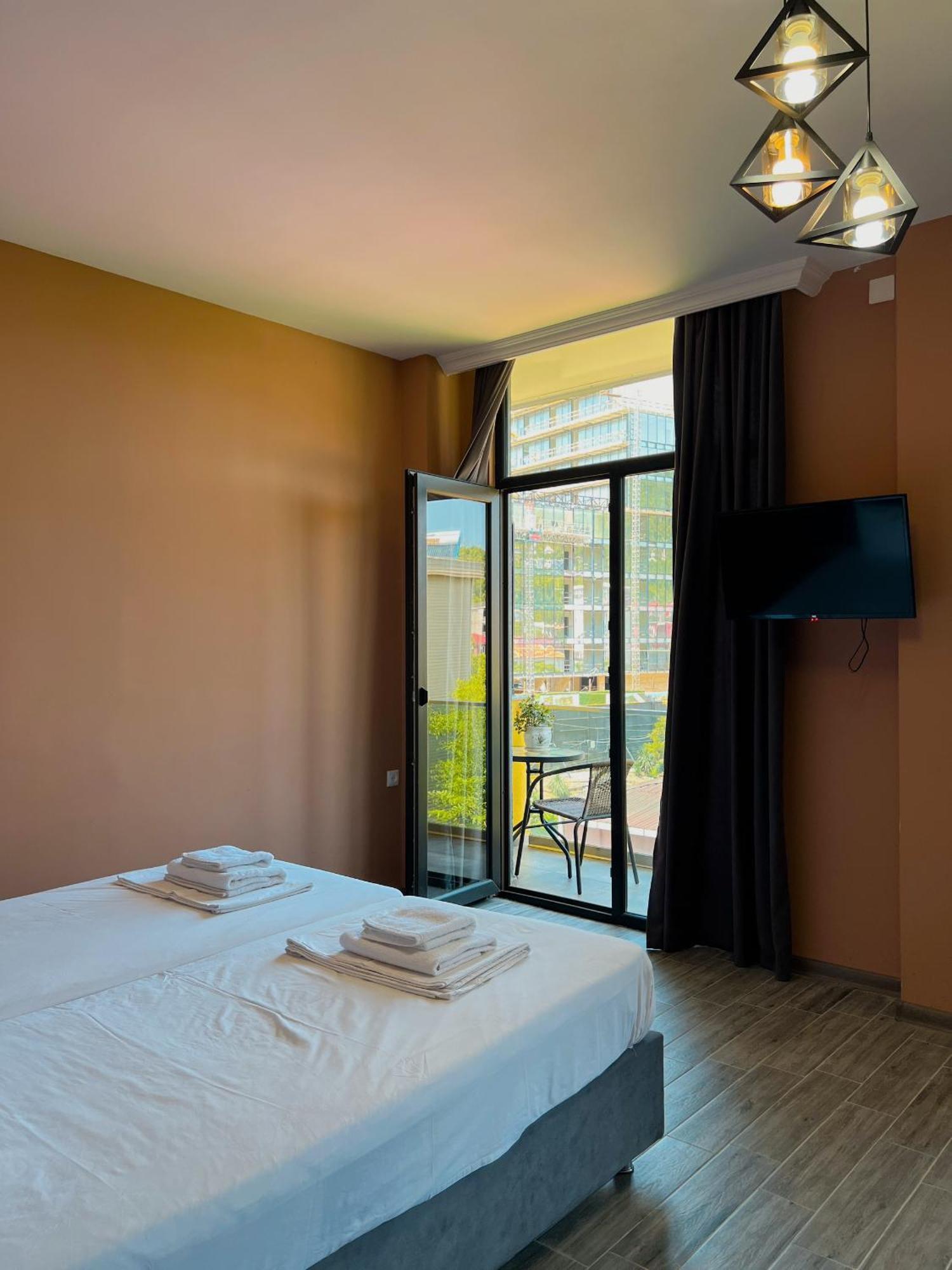 Hotel Casa Del Mar Kvariati Esterno foto