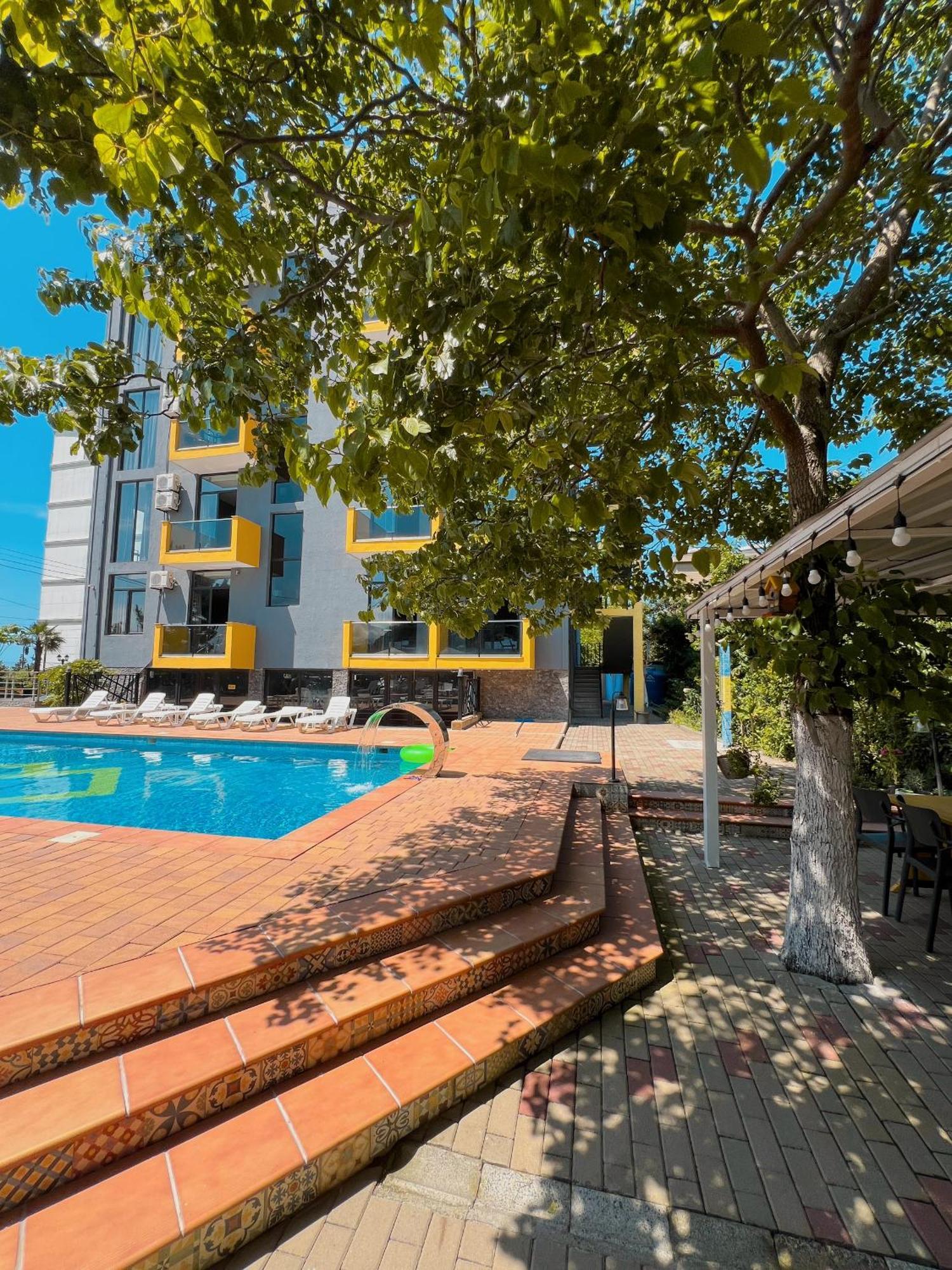 Hotel Casa Del Mar Kvariati Esterno foto